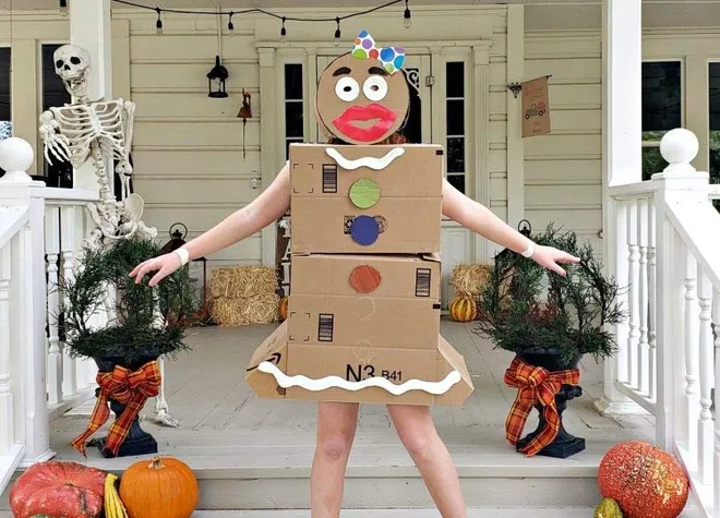 Gingerbread costume made from Amazon boxes.