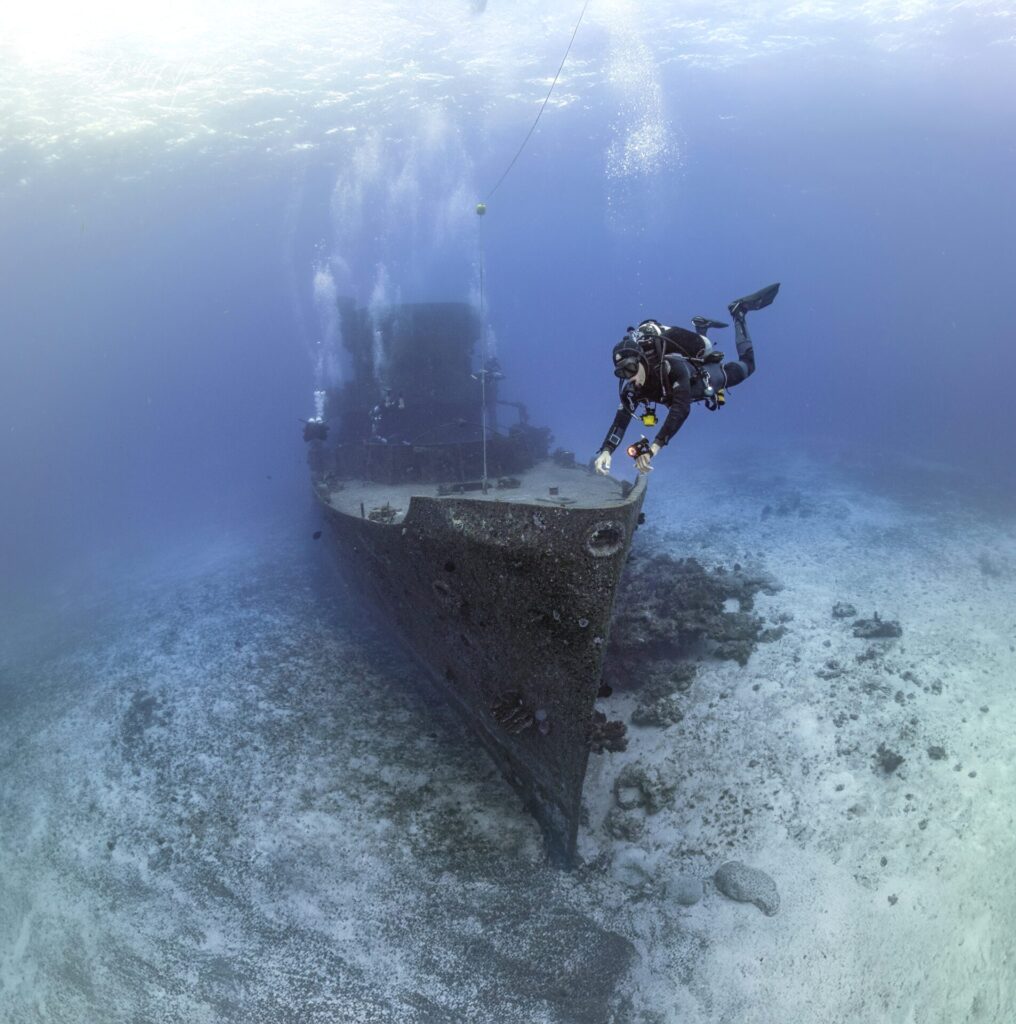 c53 and diver