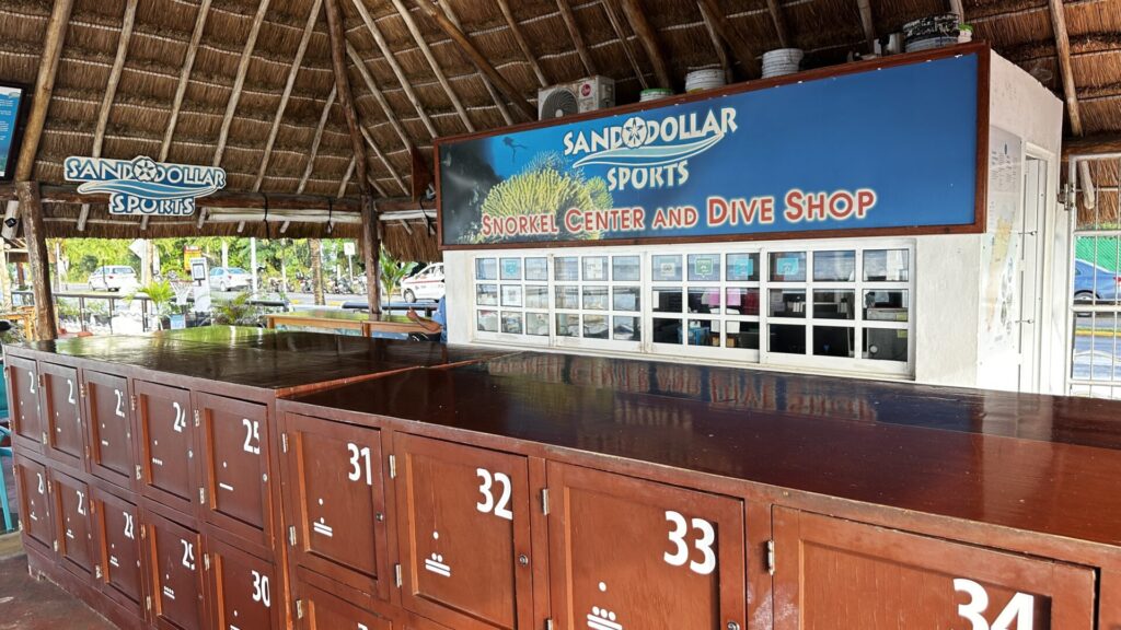 sand dollar lockers